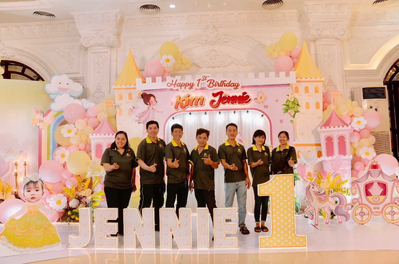 z5525768276836_6b638c8cdb38f6da3ee4d2ee66ed4cfb